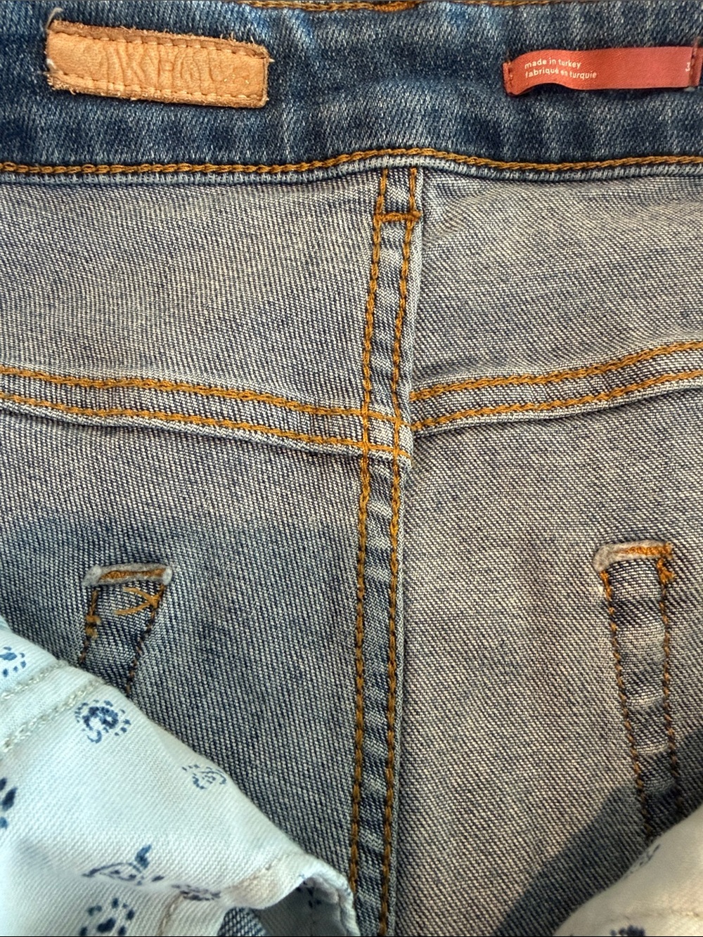 Pilcro Classic Blue Flared Leg Jeans - Picture 3 of 4